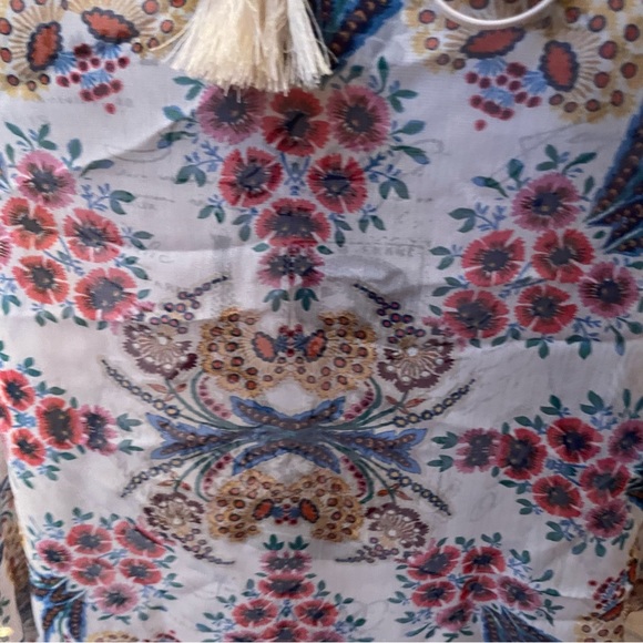 Champagne & Strawberry Floral Tassel Blouse - M - Picture 5 of 5